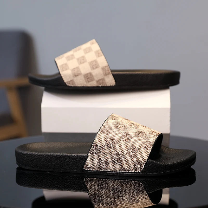Chinelos de verão para homens e mulheres chinelos de sola macia EVA para ambientes internos sandálias rasas sapatos de praia para áreas externas chinelos masculinos